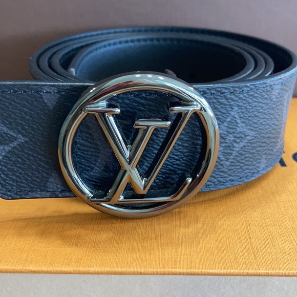 Louis Vuitton men’s belts Black Monogram - Picture 12 of 12